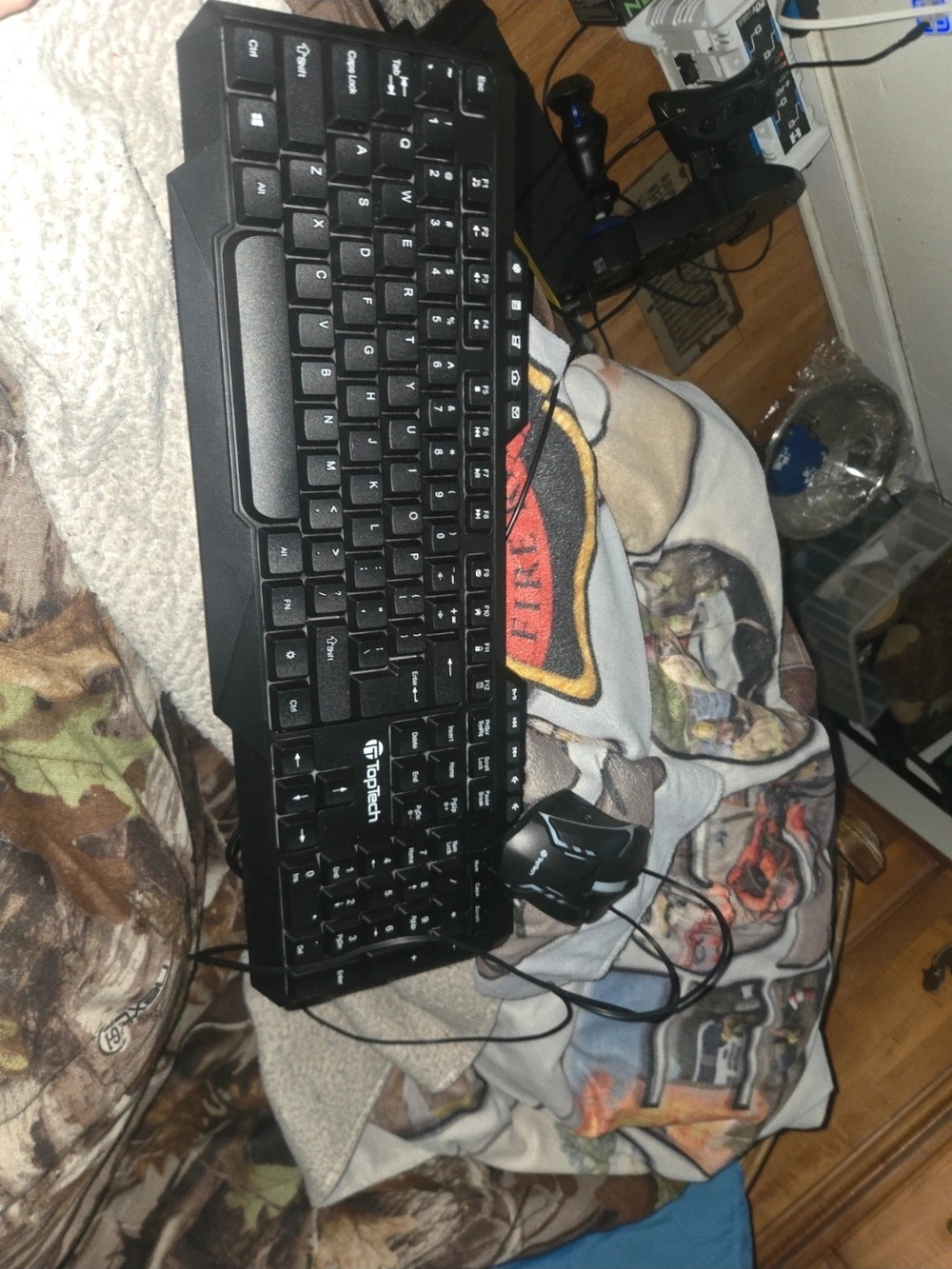 Targus Black Wired USB Keyboard and Matching Black Mouse